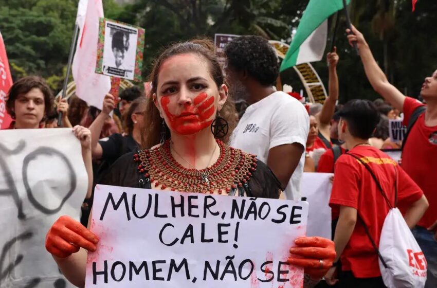  Brasil atinge recorde de feminicídios em 2025: quatro mortes por dia