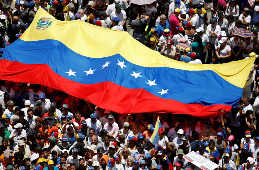  Familiares de presos políticos fazem greve de fome em Caracas